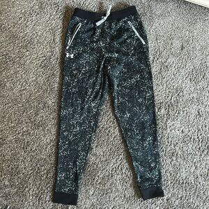 Boys large under armour sweat pants-new